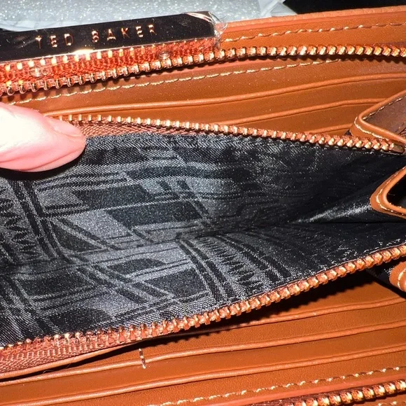 Ted Baker of London Pebbled Leather Wallet NWT - Picture 10 of 12